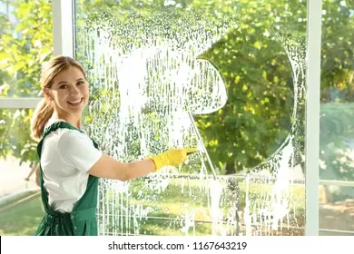 Window & Glass Cleaning