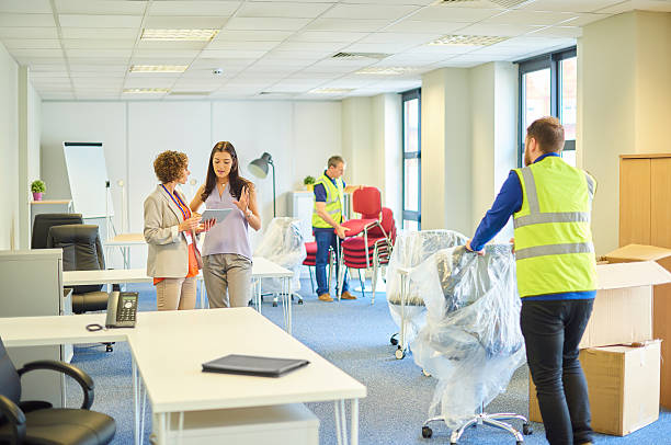 Move-In / Move-Out